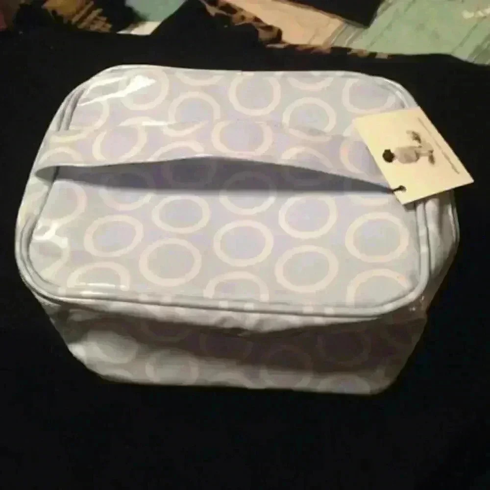 Philosophy bag with purity cleanser 2 30ml bottles